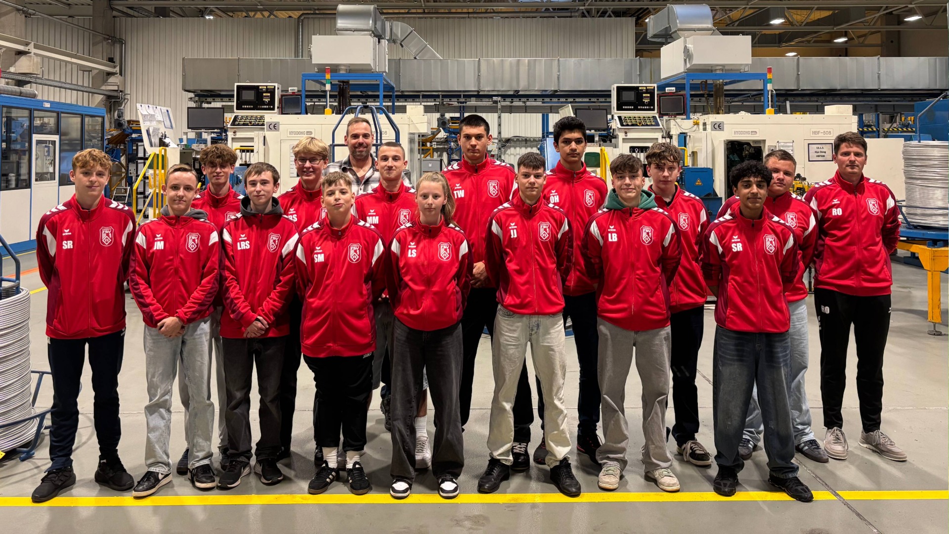 Besuch der B-Junioren bei der ESKA Automotive GmbH in Chemnitz